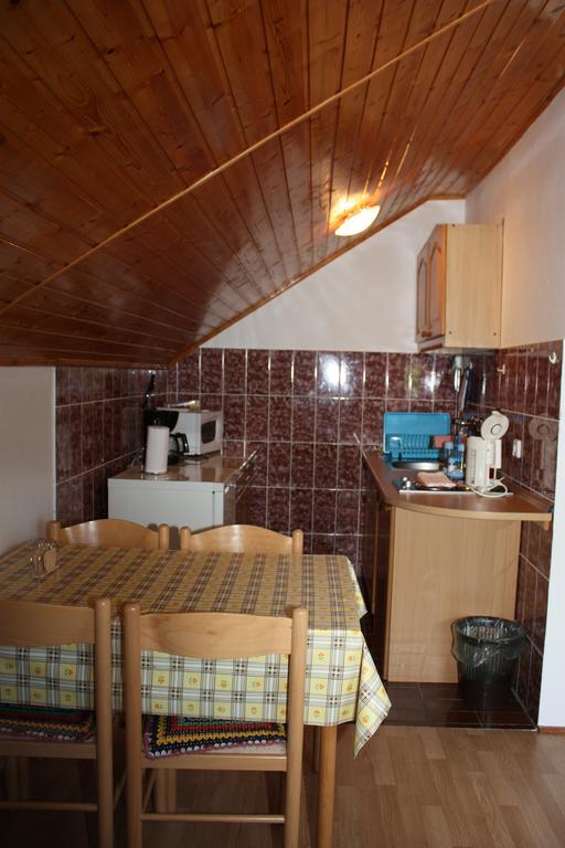 Apartment Jelena Seliste Dreznicko Pokoj fotografie