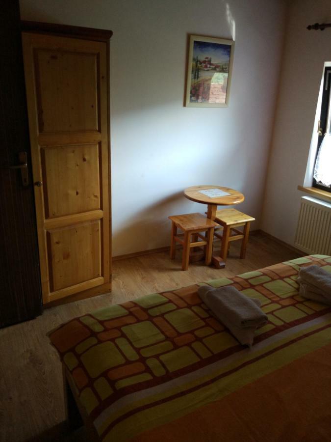 Apartment Jelena Seliste Dreznicko Exteriér fotografie